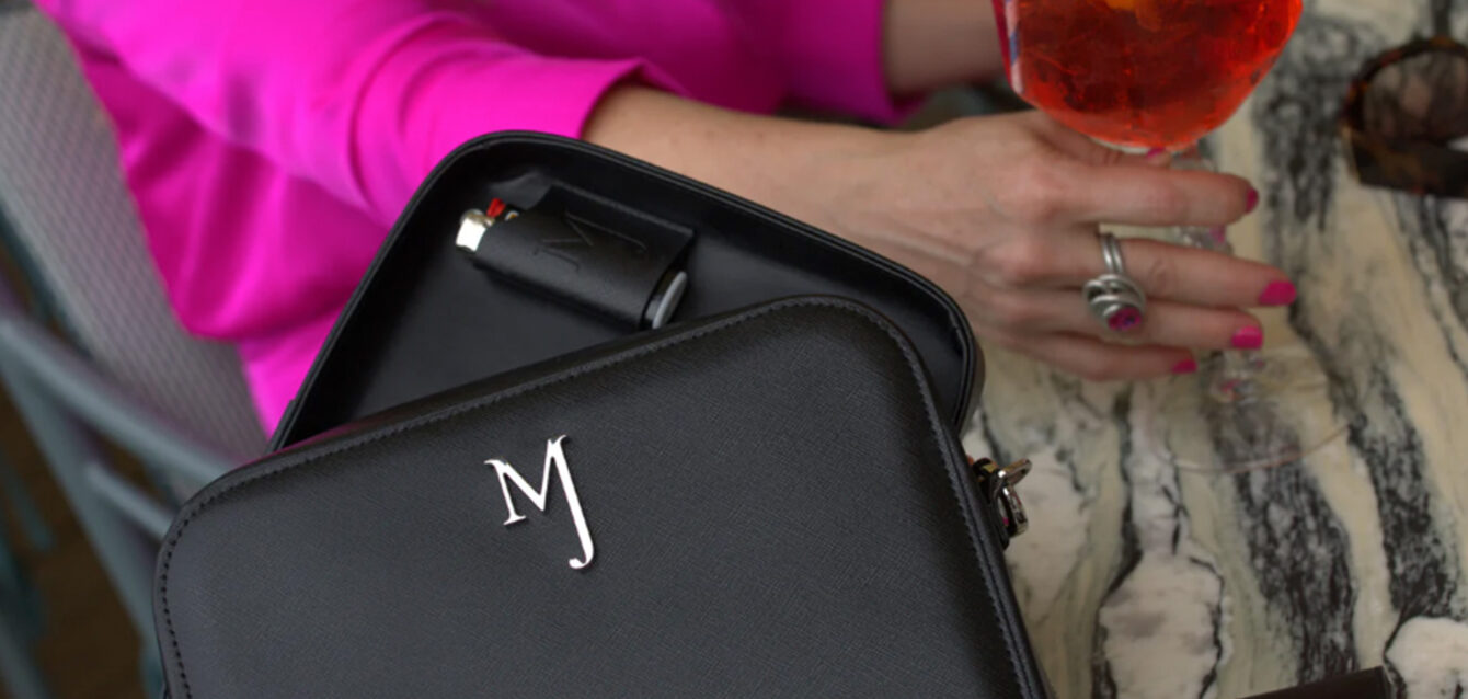 CaseStudies-bg-mjattache